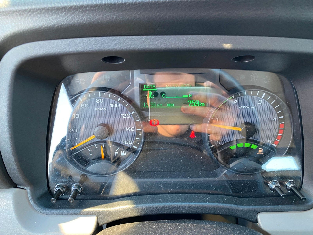 Mitsubishi FUSO CANTER 6C18 4WD PRITSCHE+PM 6522P KRAN - Dostavno vozilo sa otvorenom sandukom: slika 4 Mitsubishi FUSO CANTER 6C18 4WD PRITSCHE+PM 6522P KRAN - Dostavno vozilo sa otvorenom sandukom: slika 4