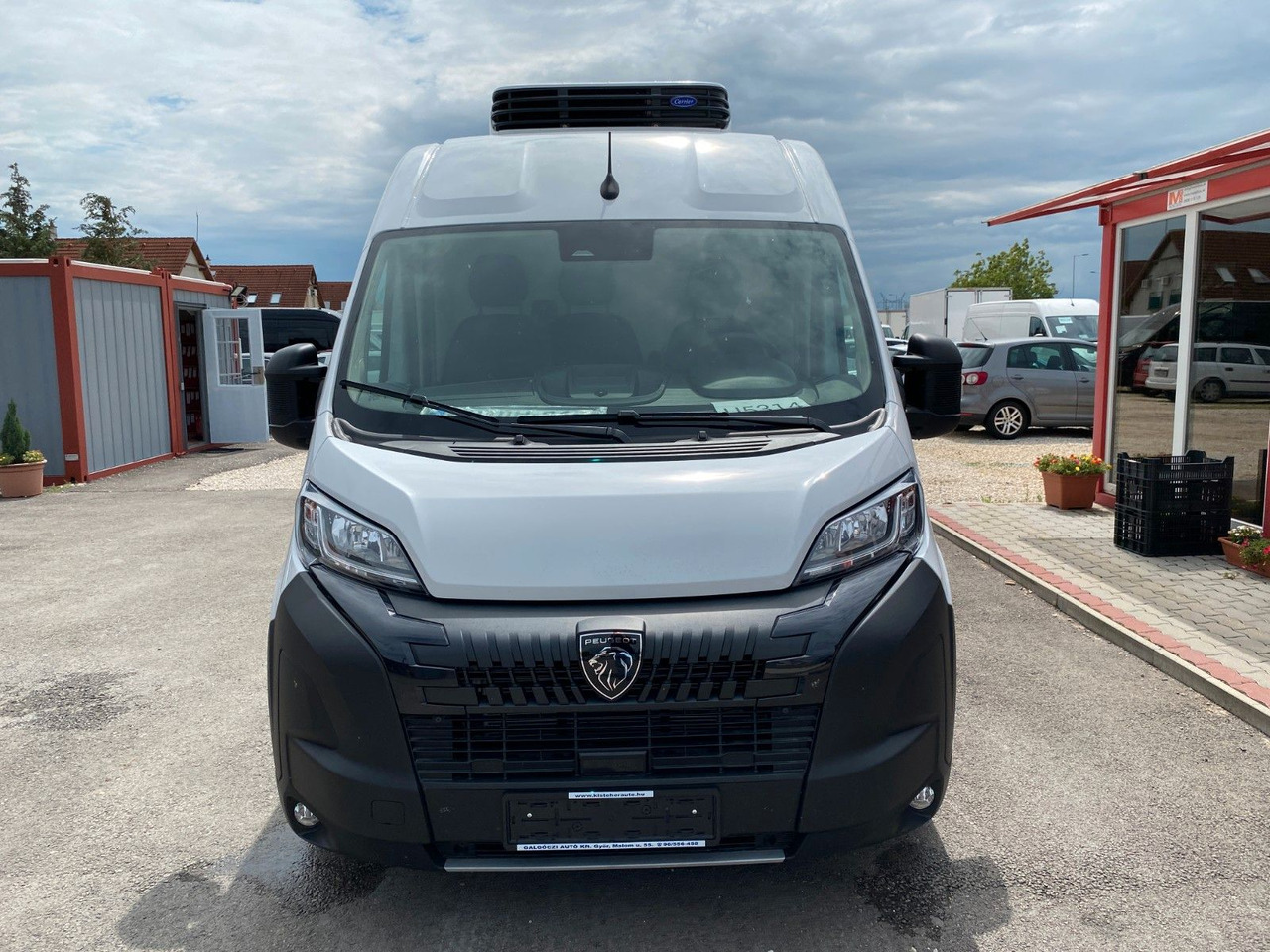 Peugeot Boxer Kasten Hochraum 435 L4H2 BlueHDi 140 Peugeot Boxer Kühlkasten 435 L4H2 BlueHDi 140 - Furgon: slika 2 Peugeot Boxer Kasten Hochraum 435 L4H2 BlueHDi 140 Peugeot Boxer Kühlkasten 435 L4H2 BlueHDi 140 - Furgon: slika 2