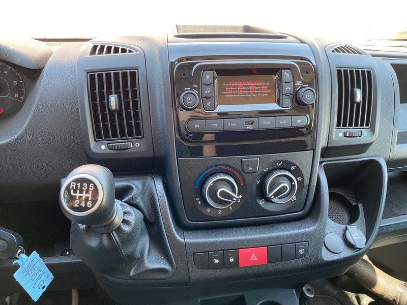 Peugeot Boxer L2 Heavy Kühlkoffer Peugeot Boxer L2 Heavy Kühlkoffer - Dostavno vozilo hladnjača: slika 5 Peugeot Boxer L2 Heavy Kühlkoffer Peugeot Boxer L2 Heavy Kühlkoffer - Dostavno vozilo hladnjača: slika 5