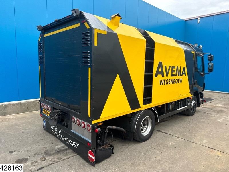 DAF LF45 250 EURO 5, Manual, Bitumen sprayer - Kamion cisterna: slika 2 DAF LF45 250 EURO 5, Manual, Bitumen sprayer - Kamion cisterna: slika 2