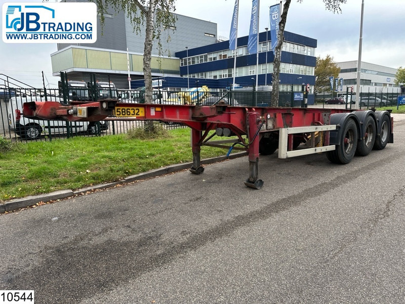 Dennison Chassis Twistlocks 20 FT - 30 FT - Poluprikolica za prevoz kontejnera/ Poluprikolica sa promenjivim sandukom: slika 1 Dennison Chassis Twistlocks 20 FT - 30 FT - Poluprikolica za prevoz kontejnera/ Poluprikolica sa promenjivim sandukom: slika 1