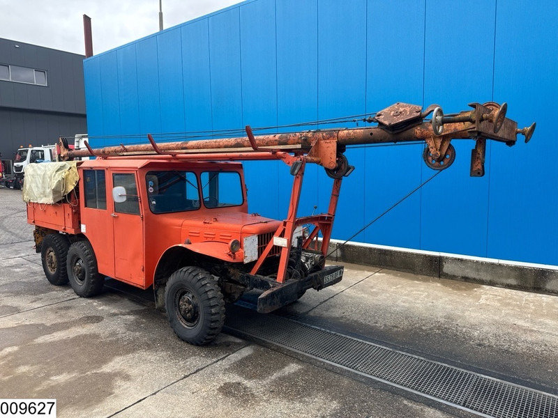 Dodge WC 63 M 6x6 - Kamion sa dizalicom: slika 4 Dodge WC 63 M 6x6 - Kamion sa dizalicom: slika 4