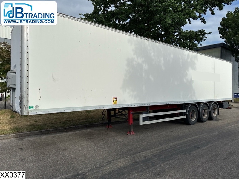 Fruehauf gesloten bak - Poluprikolica sa zatvorenim sandukom: slika 1 Fruehauf gesloten bak - Poluprikolica sa zatvorenim sandukom: slika 1