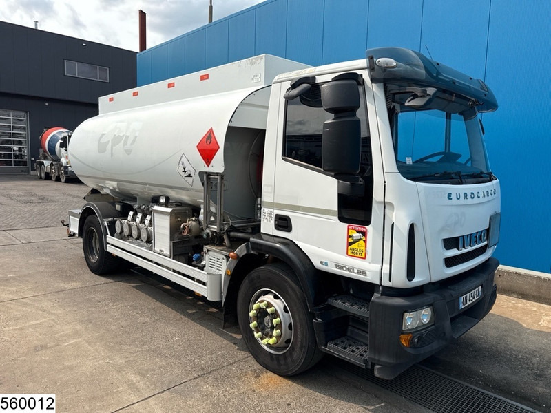 Iveco Eurocargo 190EL28 EURO 5, FUEL, 13390 liter, 4 Comp, Magyar - Kamion cisterna: slika 2 Iveco Eurocargo 190EL28 EURO 5, FUEL, 13390 liter, 4 Comp, Magyar - Kamion cisterna: slika 2