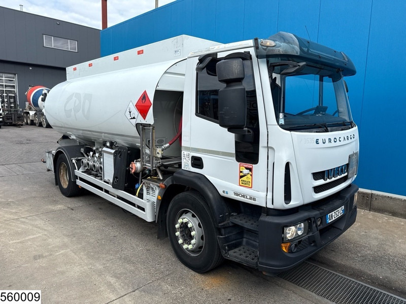 Iveco Eurocargo 190EL28 EURO 5, Fuel, 13390 liter, 4 Comp - Kamion cisterna: slika 2 Iveco Eurocargo 190EL28 EURO 5, Fuel, 13390 liter, 4 Comp - Kamion cisterna: slika 2