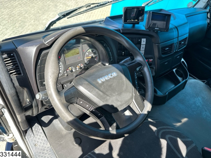 Iveco Trakker 360 6X4, EURO 6, Steel suspension, Palfinger - Kamion sa tovarnim sandukom, Kamion sa dizalicom: slika 5 Iveco Trakker 360 6X4, EURO 6, Steel suspension, Palfinger - Kamion sa tovarnim sandukom, Kamion sa dizalicom: slika 5