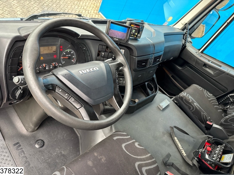 Iveco Trakker 360 6x4, EURO 6, Palfinger, Remote, Steel suspenion - Kamion sa tovarnim sandukom, Kamion sa dizalicom: slika 5 Iveco Trakker 360 6x4, EURO 6, Palfinger, Remote, Steel suspenion - Kamion sa tovarnim sandukom, Kamion sa dizalicom: slika 5