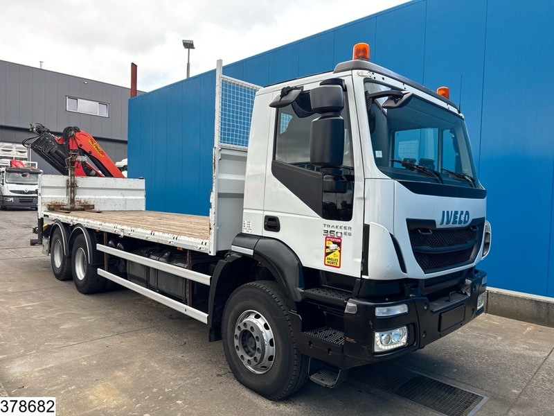 Iveco Trakker 360 6x4, EURO 6, Steelsuspension, Hub reduction - Kamion sa tovarnim sandukom: slika 3 Iveco Trakker 360 6x4, EURO 6, Steelsuspension, Hub reduction - Kamion sa tovarnim sandukom: slika 3