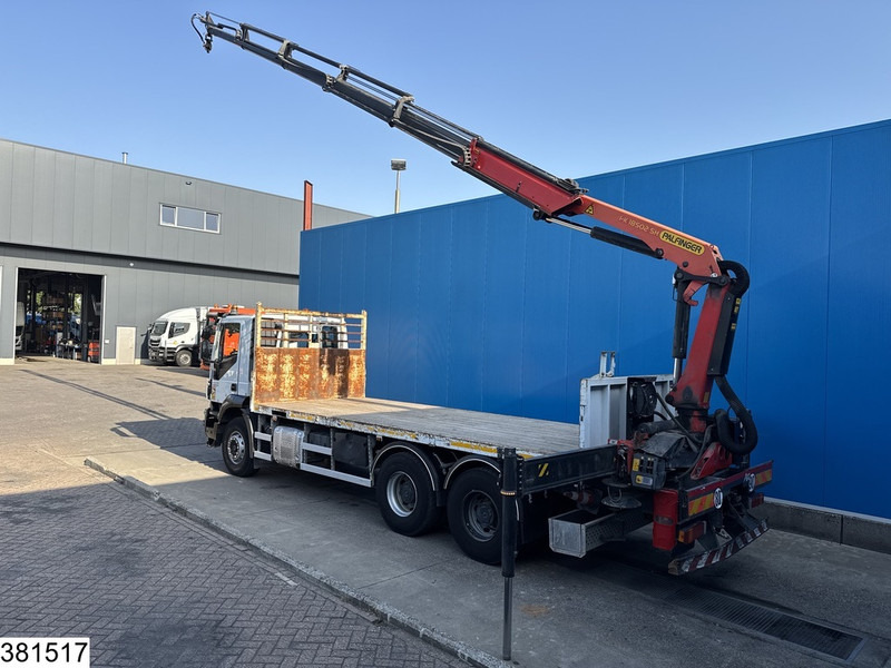 Iveco Trakker 360 - Kamion sa tovarnim sandukom, Kamion sa dizalicom: slika 4 Iveco Trakker 360 - Kamion sa tovarnim sandukom, Kamion sa dizalicom: slika 4