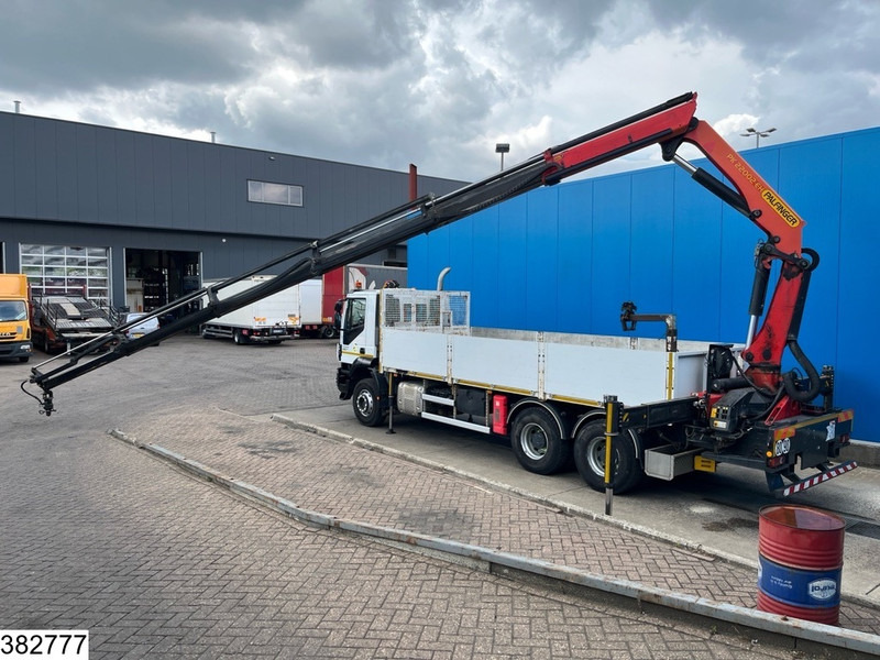 Iveco Trakker 410 6x4, EURO 6, Retarder, Palfinger, Remote - Kamion sa tovarnim sandukom, Kamion sa dizalicom: slika 2 Iveco Trakker 410 6x4, EURO 6, Retarder, Palfinger, Remote - Kamion sa tovarnim sandukom, Kamion sa dizalicom: slika 2