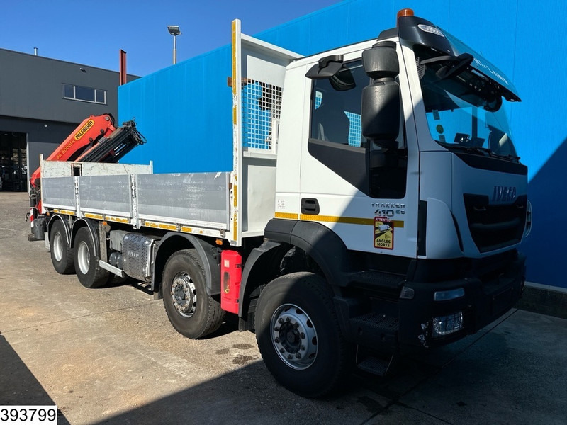 Iveco Trakker 410 8x4, EURO 6, Palfinger, Remote, Retarder - Kamion sa tovarnim sandukom, Kamion sa dizalicom: slika 3 Iveco Trakker 410 8x4, EURO 6, Palfinger, Remote, Retarder - Kamion sa tovarnim sandukom, Kamion sa dizalicom: slika 3