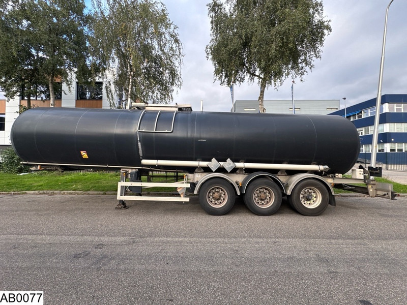 Magyar Bitum 33330 Litres, 1 Compartment - Poluprikolica cisterna: slika 2 Magyar Bitum 33330 Litres, 1 Compartment - Poluprikolica cisterna: slika 2