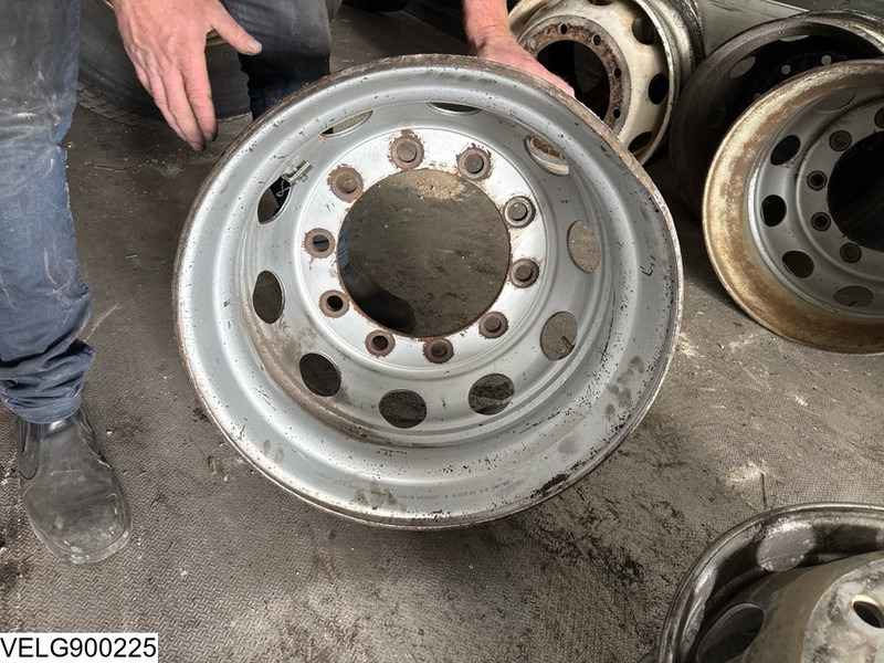 Onbekend 9.00 x 22.5 - Guma: slika 3 Onbekend 9.00 x 22.5 - Guma: slika 3