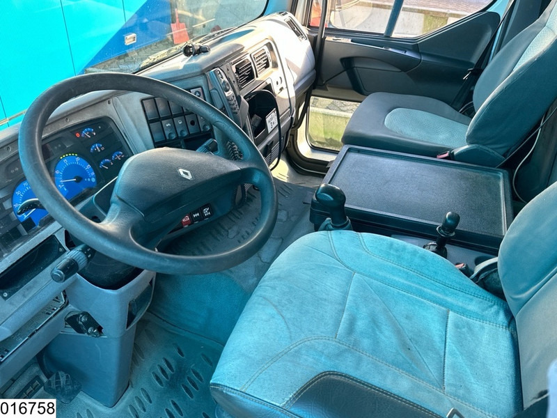 Renault Midlum 220 17013 Liter, LPG GPL, Gastank, Steel suspension - Kamion cisterna: slika 5 Renault Midlum 220 17013 Liter, LPG GPL, Gastank, Steel suspension - Kamion cisterna: slika 5