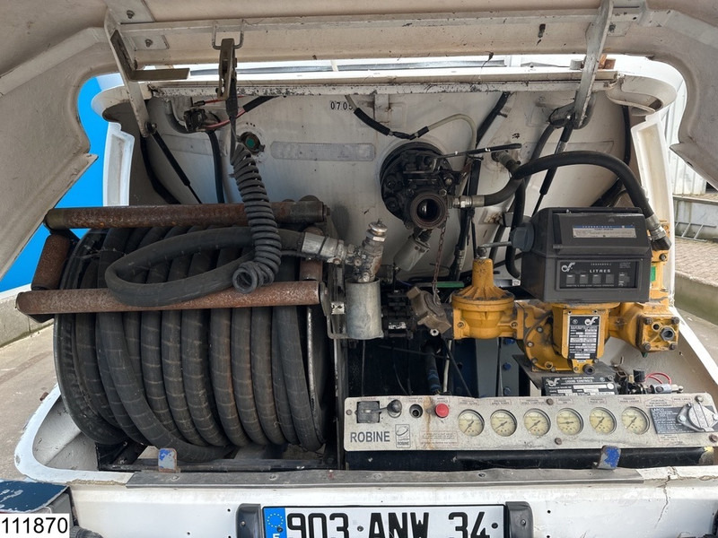 Renault Premium 270 18881 Liter, LPG GPL, Gas tank, Steel suspension - Kamion cisterna: slika 4 Renault Premium 270 18881 Liter, LPG GPL, Gas tank, Steel suspension - Kamion cisterna: slika 4