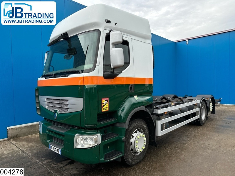 Renault Premium 370 Dxi 6x2, EURO 5 - Kamion sa golom šasijom i zatvorenom kabinom: slika 1 Renault Premium 370 Dxi 6x2, EURO 5 - Kamion sa golom šasijom i zatvorenom kabinom: slika 1