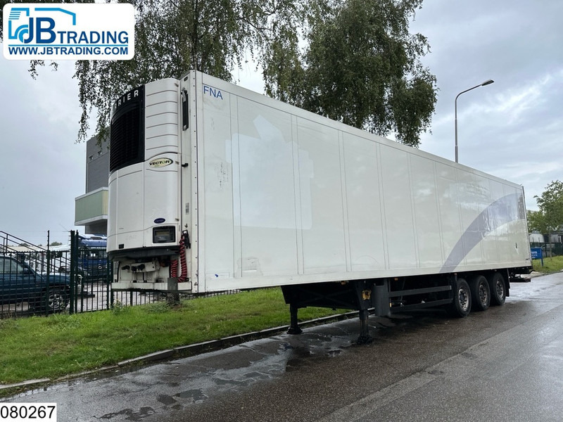 Schmitz Cargobull Koel vries Carrier Vector 1550 - Poluprikolica hladnjače: slika 1 Schmitz Cargobull Koel vries Carrier Vector 1550 - Poluprikolica hladnjače: slika 1
