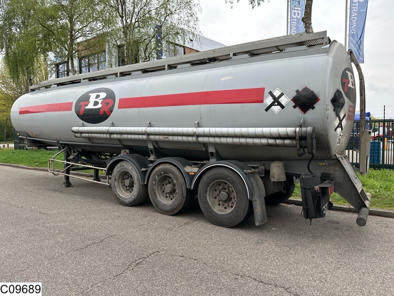 Trailor Fuel 39915 Liter, 9 Compartments - Poluprikolica cisterna: slika 3 Trailor Fuel 39915 Liter, 9 Compartments - Poluprikolica cisterna: slika 3