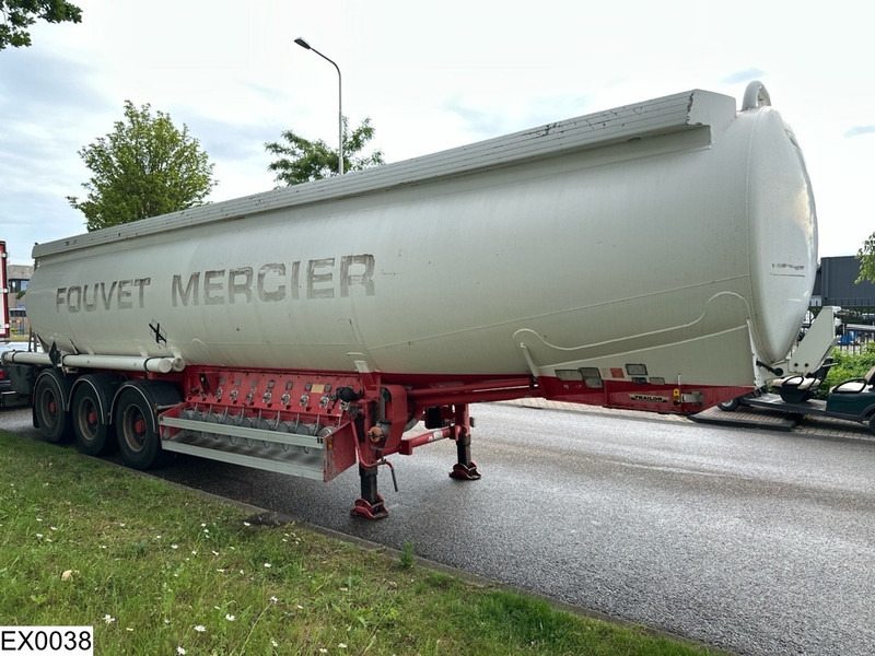 Trailor Fuel 40196 Liter, 9 Compartimenten - Poluprikolica cisterna: slika 4 Trailor Fuel 40196 Liter, 9 Compartimenten - Poluprikolica cisterna: slika 4