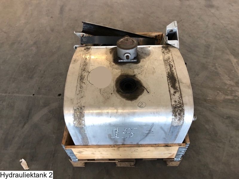 Universeel Hydraulic tank, 210 Liter - Hidraulični rezervoar: slika 4 Universeel Hydraulic tank, 210 Liter - Hidraulični rezervoar: slika 4
