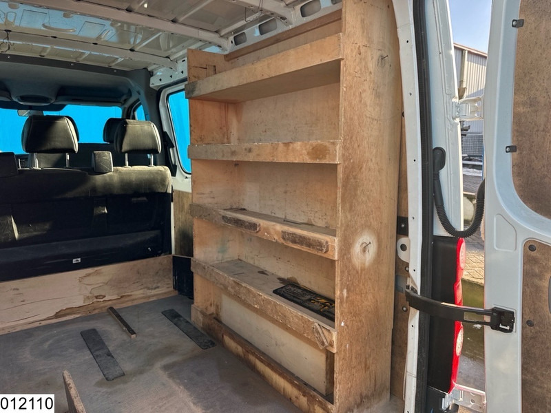 Furgon, Dostavno vozilo sa duplom kabinom Volkswagen 2.0 TDI Crafter Double Cabin: slika 15