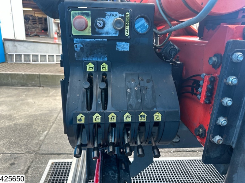 Kamion sa tovarnim sandukom, Kamion sa dizalicom Volvo FM 300 6 X 2, Manual, Steel suspension, Palfinger: slika 12