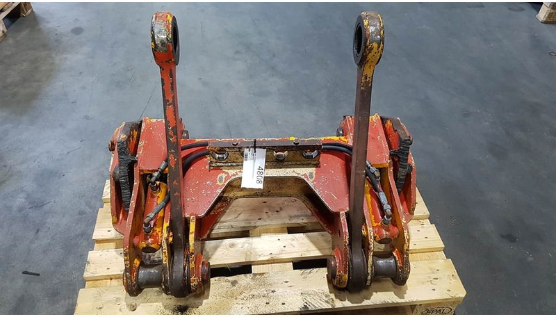 Ahlmann AZ 12 - Quick coupler/Schnellwechsler/Snelwissel - Brza spojnica: slika 1 Ahlmann AZ 12 - Quick coupler/Schnellwechsler/Snelwissel - Brza spojnica: slika 1