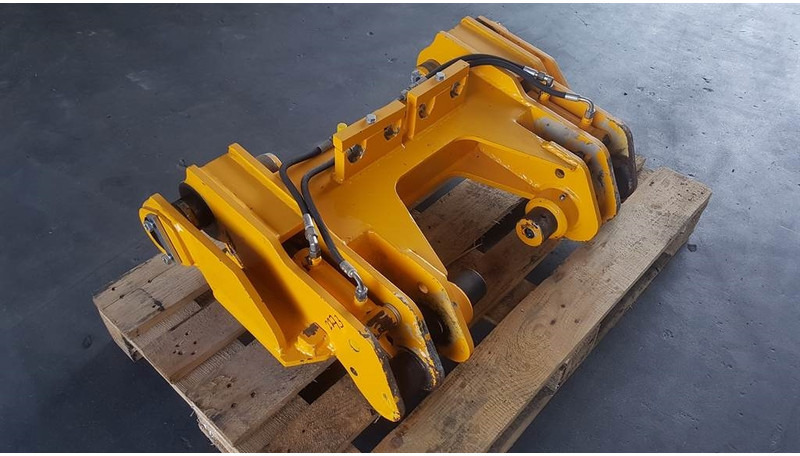 Ahlmann AZ 150 - Quick coupler/Schnellwechsler/Snelwissel - Brza spojnica: slika 3 Ahlmann AZ 150 - Quick coupler/Schnellwechsler/Snelwissel - Brza spojnica: slika 3