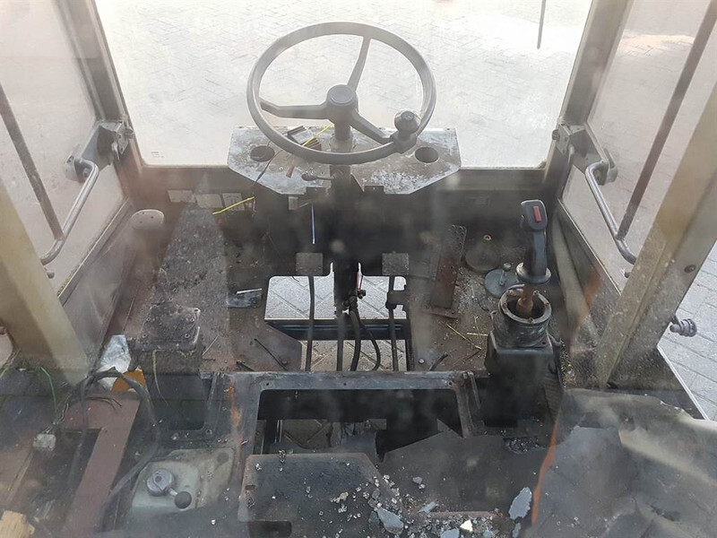 Ahlmann AZ14-4146890K/4105565K/4108629-Cabin/Kabine/Cabine - Kabina i enterijer za Građevinska mašina: slika 5 Ahlmann AZ14-4146890K/4105565K/4108629-Cabin/Kabine/Cabine - Kabina i enterijer za Građevinska mašina: slika 5