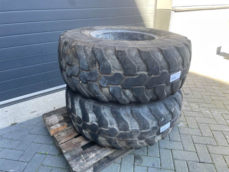 Ahlmann AZ85-Dunlop 405/70R20 (16/70R20)-Tire/Reifen/Band - Шины и диски za Građevinska mašina: slika 3 Ahlmann AZ85-Dunlop 405/70R20 (16/70R20)-Tire/Reifen/Band - Шины и диски za Građevinska mašina: slika 3