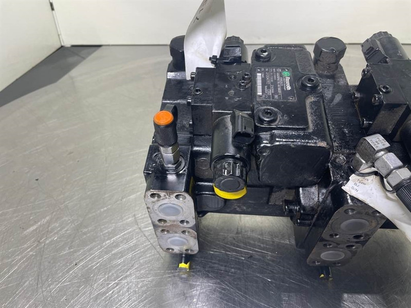 Bomag -Rexroth A10VG28EP4D1/10L-Drive pump/Fahrpumpe - Hidraulika za Građevinska mašina: slika 1 Bomag -Rexroth A10VG28EP4D1/10L-Drive pump/Fahrpumpe - Hidraulika za Građevinska mašina: slika 1