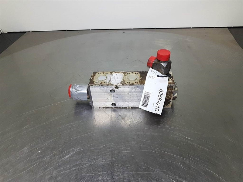 Case 921C - L127968 - Valve/Ventile/Ventiel - Hidraulika za Građevinska mašina: slika 2 Case 921C - L127968 - Valve/Ventile/Ventiel - Hidraulika za Građevinska mašina: slika 2