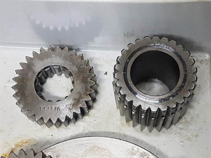 Hidraulika za Građevinska mašina Case -Komatsu 7511-046B-Swing motor/Schwenk-/Zwenkmotor: slika 9 Hidraulika za Građevinska mašina Case -Komatsu 7511-046B-Swing motor/Schwenk-/Zwenkmotor: slika 9