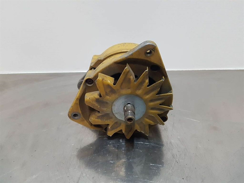 Cat 109-2362-24V 55A-Alternator/Lichtmaschine/Dynamo - Motor za Građevinska mašina: slika 2 Cat 109-2362-24V 55A-Alternator/Lichtmaschine/Dynamo - Motor za Građevinska mašina: slika 2