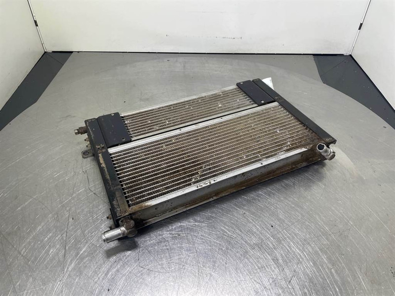 Cat 924G-239-6770-Cooler/Kühler/Koeler - Motor za Građevinska mašina: slika 1 Cat 924G-239-6770-Cooler/Kühler/Koeler - Motor za Građevinska mašina: slika 1