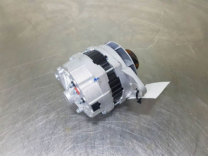 Cummins QSB5.9C-24V 70A-Alternator/Lichtmaschine/Dynamo - Motor za Građevinska mašina: slika 4 Cummins QSB5.9C-24V 70A-Alternator/Lichtmaschine/Dynamo - Motor za Građevinska mašina: slika 4