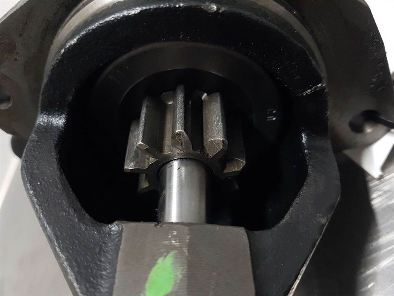 Deutz 12V 9T 4,0KW - Starter/Anlasser/Startmotor - Motor za Građevinska mašina: slika 4 Deutz 12V 9T 4,0KW - Starter/Anlasser/Startmotor - Motor za Građevinska mašina: slika 4