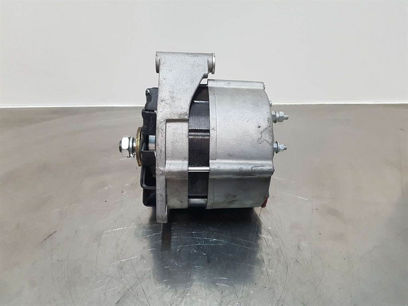 Deutz 28V 27A - Alternator/Lichtmaschine/Dynamo - Motor za Građevinska mašina: slika 3 Deutz 28V 27A - Alternator/Lichtmaschine/Dynamo - Motor za Građevinska mašina: slika 3