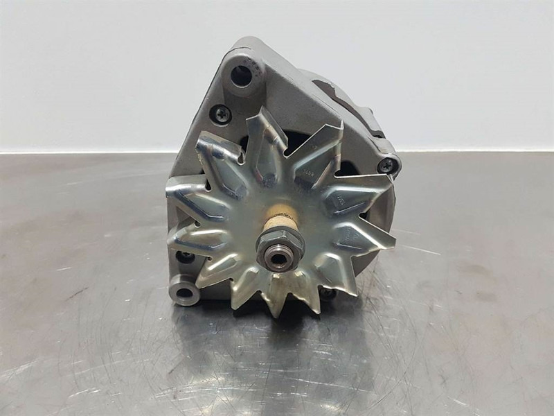 Deutz 913/1013-28V 55A-Alternator/Lichtmaschine/Dynamo - Motor za Građevinska mašina: slika 2 Deutz 913/1013-28V 55A-Alternator/Lichtmaschine/Dynamo - Motor za Građevinska mašina: slika 2