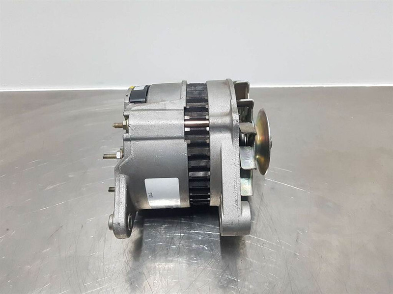Hitachi 14V 55A-Alternator/Lichtmaschine/Dynamo - Motor za Građevinska mašina: slika 3 Hitachi 14V 55A-Alternator/Lichtmaschine/Dynamo - Motor za Građevinska mašina: slika 3