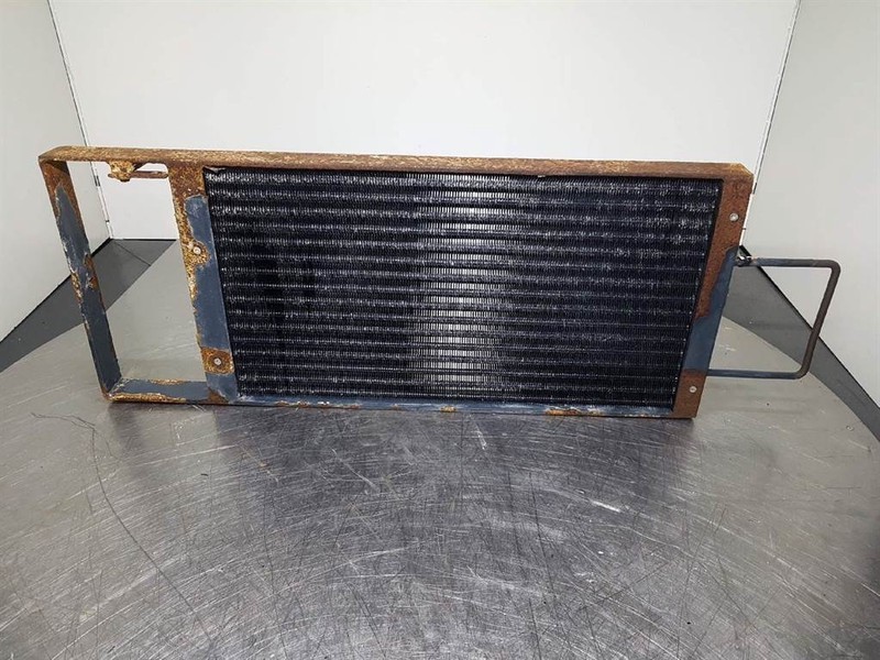 Hyundai HL760-9 - Airco condenser/Klimakondensator/Airco - Ram/ Šasija: slika 1 Hyundai HL760-9 - Airco condenser/Klimakondensator/Airco - Ram/ Šasija: slika 1