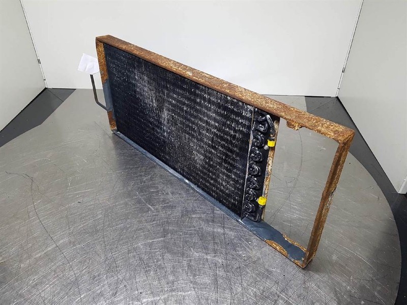 Hyundai HL760-9 - Airco condenser/Klimakondensator/Airco - Ram/ Šasija: slika 3 Hyundai HL760-9 - Airco condenser/Klimakondensator/Airco - Ram/ Šasija: slika 3