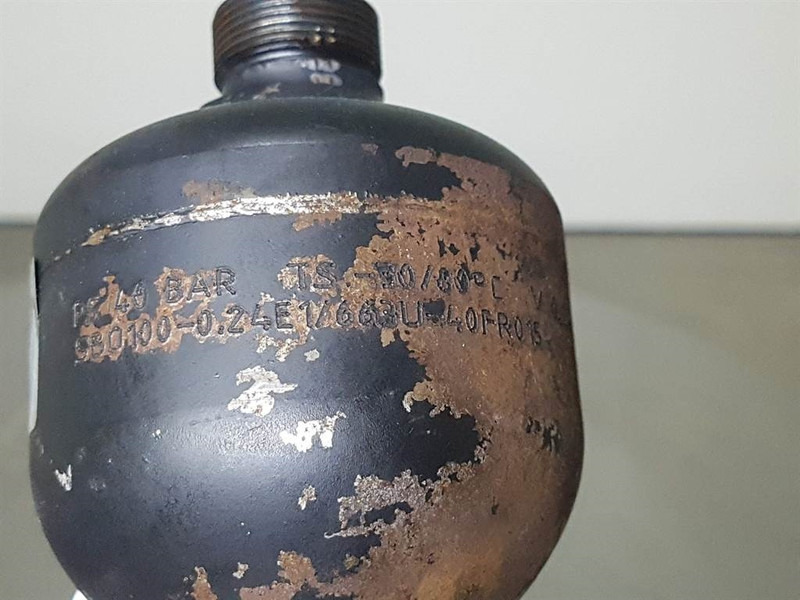 JCB 426E AGRI HT-Hydac SBO100-0,24E1/663U-Accumulator - Hidraulika za Građevinska mašina: slika 4 JCB 426E AGRI HT-Hydac SBO100-0,24E1/663U-Accumulator - Hidraulika za Građevinska mašina: slika 4