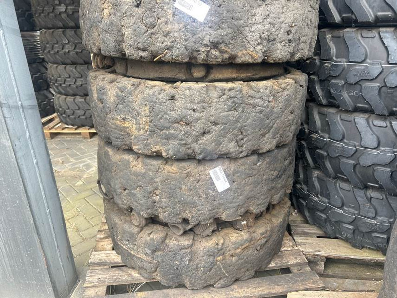 Liebherr A934C-12.00-20-Tire/Reifen/Band - Шины и диски za Građevinska mašina: slika 2 Liebherr A934C-12.00-20-Tire/Reifen/Band - Шины и диски za Građevinska mašina: slika 2