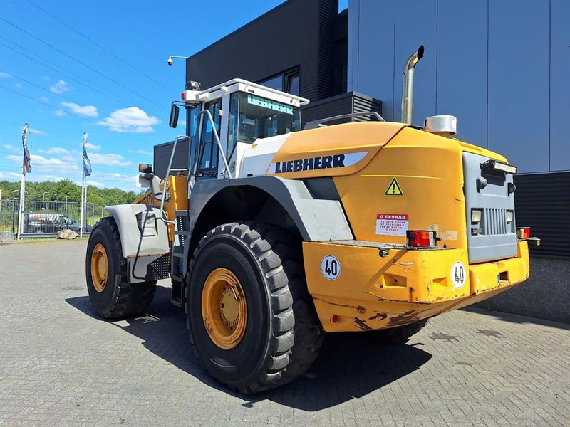 Liebherr L580 - Utovarivač točkaš: slika 5 Liebherr L580 - Utovarivač točkaš: slika 5