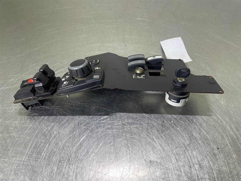 Mecalac 12MTX-3834673/3833717-Dashboard/Console/Konsole - Kabina i enterijer za Građevinska mašina: slika 1 Mecalac 12MTX-3834673/3833717-Dashboard/Console/Konsole - Kabina i enterijer za Građevinska mašina: slika 1