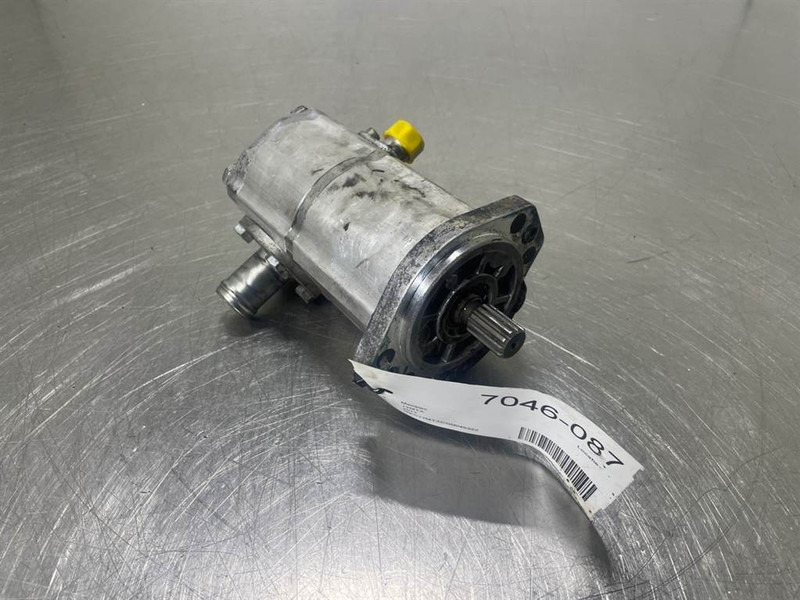 Mecalac 12MTX-5350259-Gearpump/Zahnradpumpe/Tandwielpomp - Hidraulika za Građevinska mašina: slika 1 Mecalac 12MTX-5350259-Gearpump/Zahnradpumpe/Tandwielpomp - Hidraulika za Građevinska mašina: slika 1