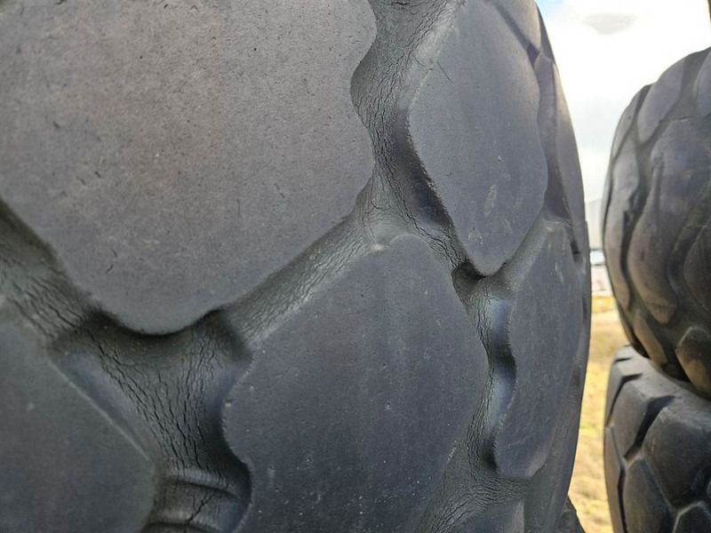 Guma za Građevinska mašina Michelin 600/65R25 - Tyre/Reifen/Band: slika 6