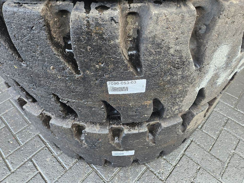 New Holland W110C-Barkley 17.5R25-Tire/Reifen/Band - Шины и диски za Građevinska mašina: slika 3 New Holland W110C-Barkley 17.5R25-Tire/Reifen/Band - Шины и диски za Građevinska mašina: slika 3