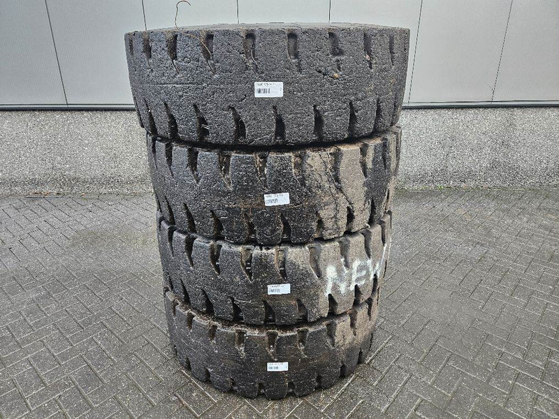 New Holland W110C-Barkley 17.5R25-Tire/Reifen/Band - Шины и диски za Građevinska mašina: slika 4 New Holland W110C-Barkley 17.5R25-Tire/Reifen/Band - Шины и диски za Građevinska mašina: slika 4